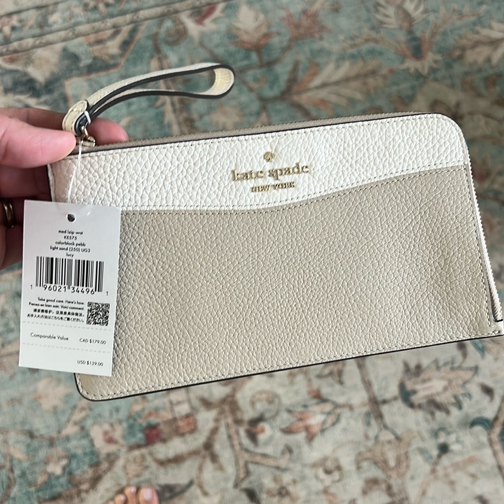 Kate Spade Med Lucy Wristlet Pebbled leather color block